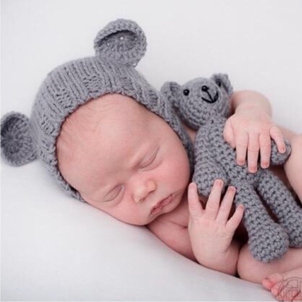 NEW 🐻 Beanie With Bear 🎀